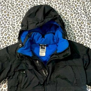 The north face coat size 2T for boys